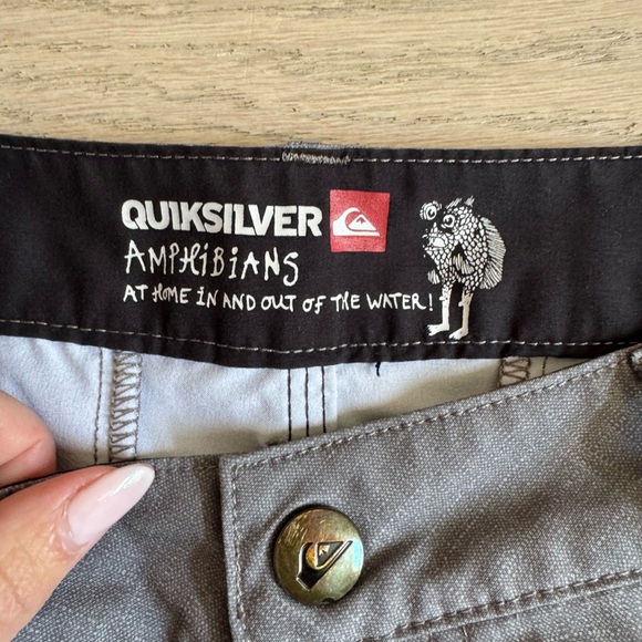 Men’s Quicksilver Amphibian Athletic shorts gray color size 34 - Picture 5 of 10